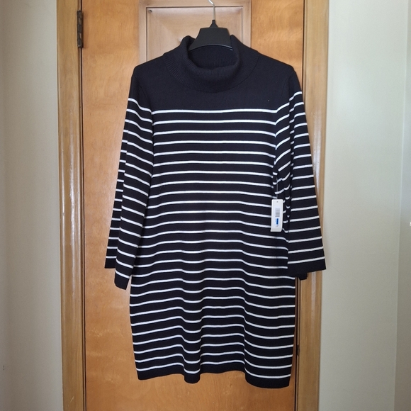 Black and White Striped Turtleneck Sweater Dress Size XL - Picture 1 of 7